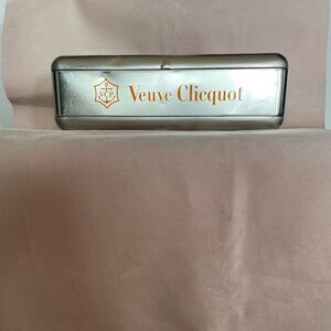 VEUVE CLIQUOT METAL BOX